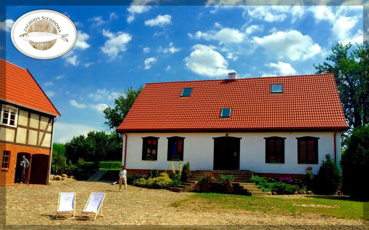 Zagroda Sledziowa Herring Farm Starkowo  Kültér fotó